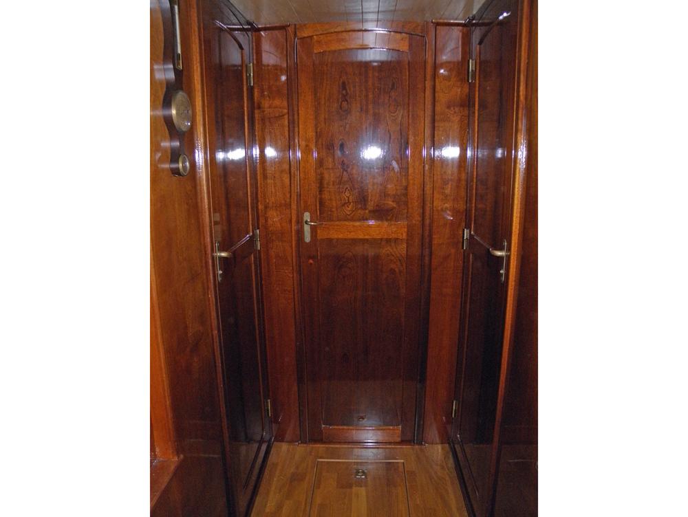 Fore ship, Accommodation